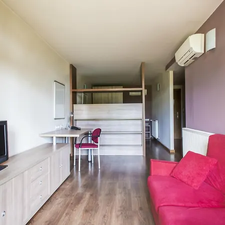 Apartman Residencia Universitaria Resa Hernan Cortes