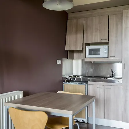 Residencia Universitaria Resa Hernan Cortes Apartman Salamanca