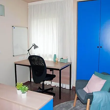 Residencia Universitaria Resa Hernan Cortes