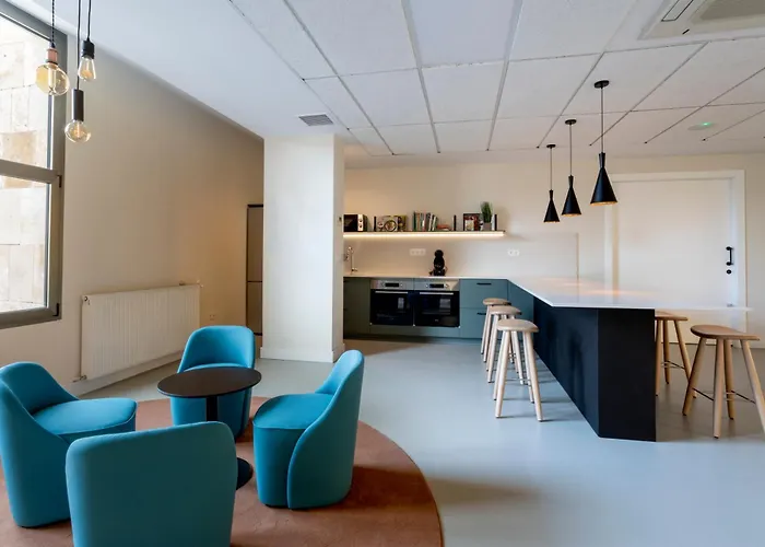 Апартаменти Residencia Universitaria Resa Hernan Cortes Саламанка