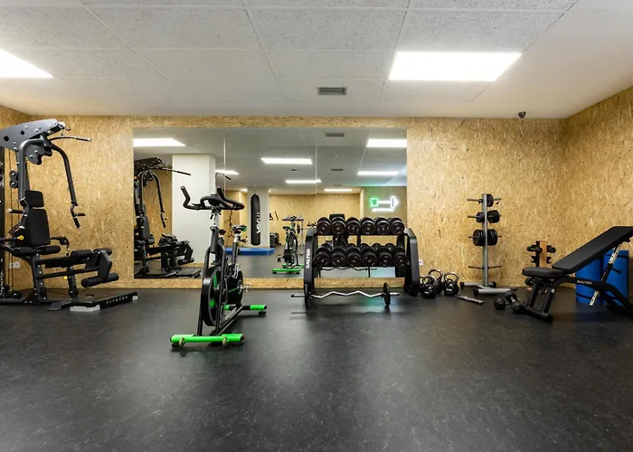 Апартаменти Residencia Universitaria Resa Hernan Cortes