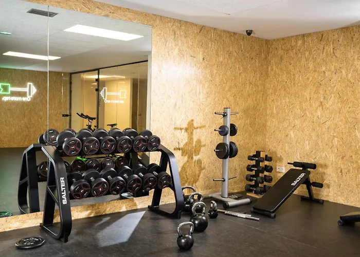 Residencia Universitaria Resa Hernan Cortes 萨拉曼卡