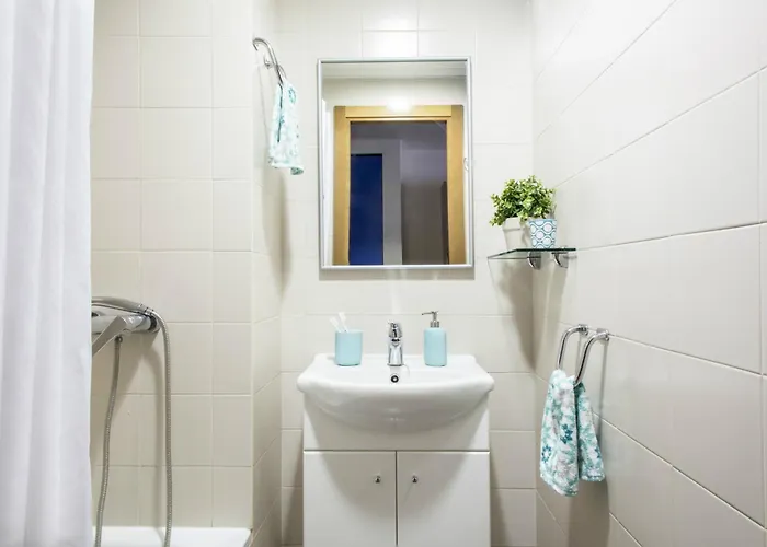 Апартаменти Residencia Universitaria Resa Hernan Cortes