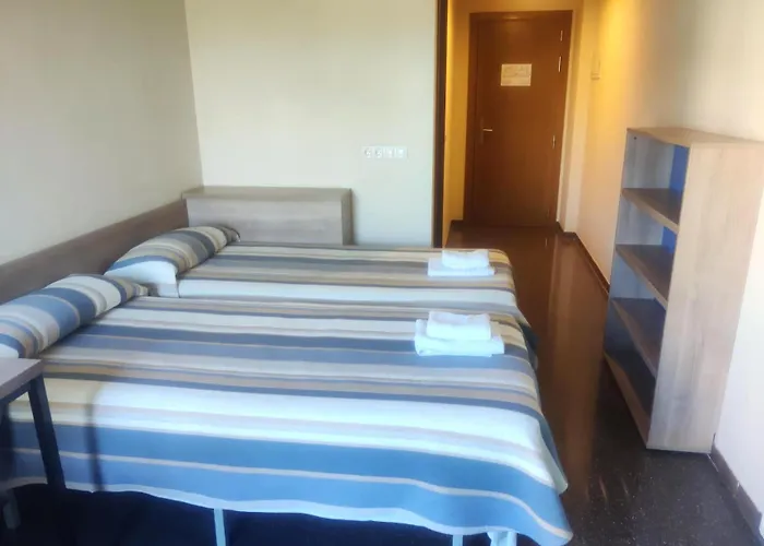 Residencia Universitaria Resa Hernan Cortes